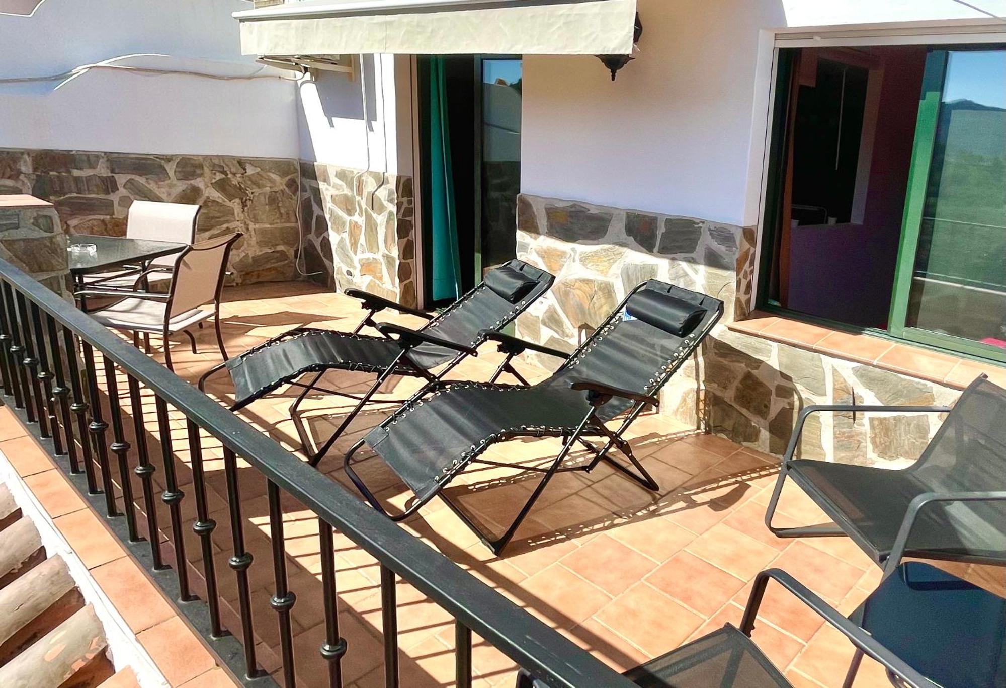 Apartamentos Axarquia , Frigiliana, Terraza Privada Con Vistas A La Montana Rio Y Al Mar Kültér fotó